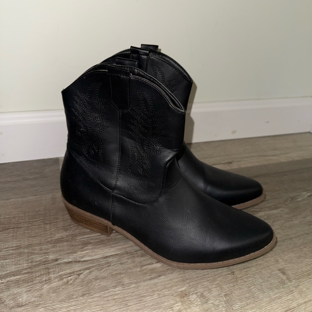 Just Fab Black Western Ankle Boots.